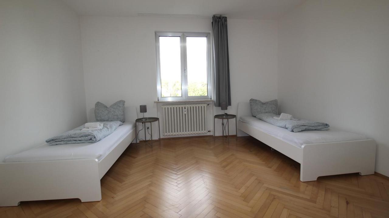Apartmenthaus Kitzingen - Grosszuegige Wohnungen Fuer Je 6 Personen Mit Balkon Extérieur photo